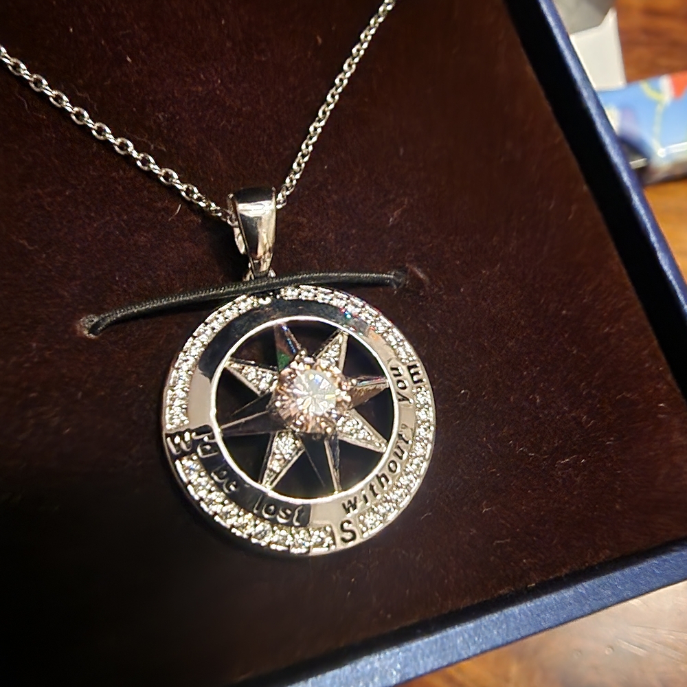 💥NEW Elegant Silver Pendant Necklace